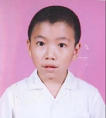 The missing boy Lau Tim-kwai, 11, left his home on Wang Tau Hom Estate, Wong Tai Sin, last Friday (March 7) and failed to return. - P200803120155_photo_407838