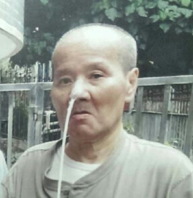 Ϥ