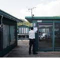 The licences of five mariculture rafts at Tiu Cham Wan fish culture zone in Sai Kung were cancelled by the Agriculture, Fisheries and Conservation Department (AFCD) for breaching Marine Fish Culture Regulations and conditions of the licences. Staff of the AFCD put up notices on the rafts today (November 24). 