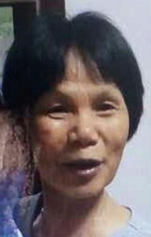 Li Yuexia, aged 59, is about 1.5 metres tall, 40 kilograms in weight and of thin build. She has a long face with a yellow complexion and short straight black hair. She was last seen wearing a green long-sleeve T-shirt, blue trousers and orange slippers.