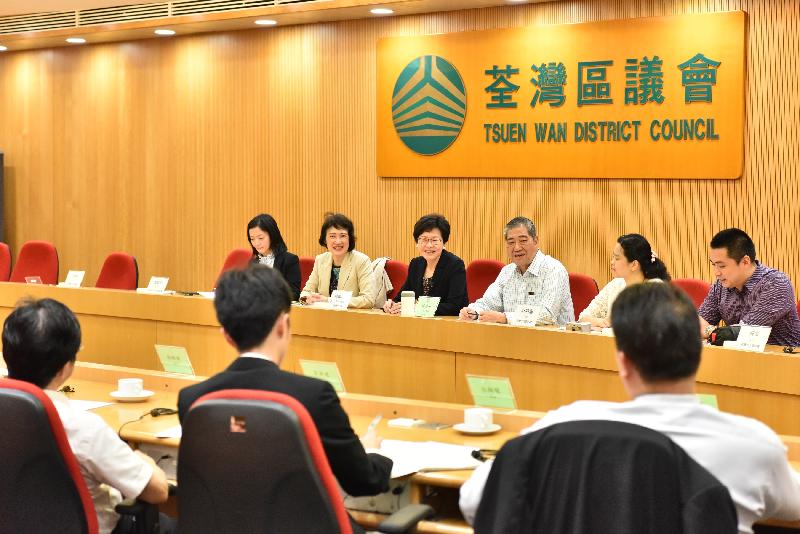 The Chief Secretary for Administration, Mrs Carrie Lam (third left), visits Tsuen Wan District today (July 14) and meets with members of the Tsuen Wan District Council (TWDC) to listen to their views on issues such as transport, environment, community facilities, etc. She is accompanied by the District Officer (Tsuen Wan), Miss Jenny Yip (second left), and the Chairman of the TWDC, Mr Chung Wai-ping (third right).