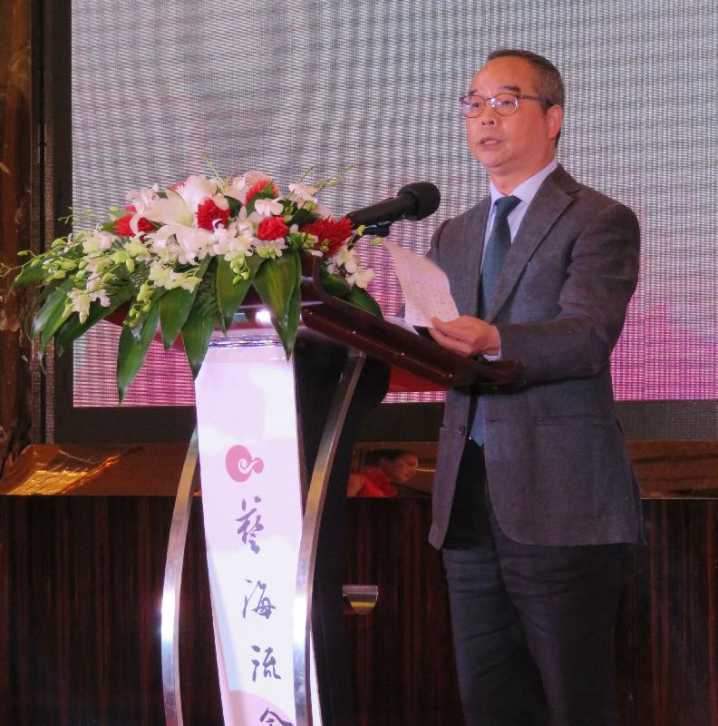 The Secretary for Home Affairs, Mr Lau Kong-wah, speaks at the opening ceremony of a cultural exchange programme in Changsha, Hunan, today (July 18).