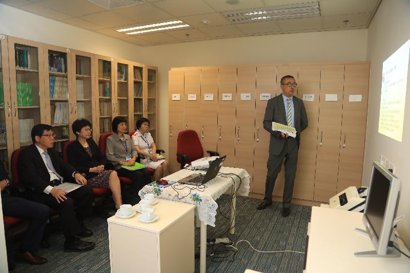 The Chief Secretary for Administration, Mrs Carrie Lam (second left), visited the Labour Department’s Kwun Tong Occupational Health Clinic cum Occupational Safety and Health Centre this morning (July 27). Picture shows Mrs Lam being briefed on the work of the department’s Occupational Safety and Health Branch and services provided by the centre to both employers and employees. She was accompanied by the Commissioner for Labour, Mr Donald Tong (first left); the Occupational Health Consultant, Dr Mandy Ho (third right); the Nursing Officer (Kwun Tong Occupational Health Clinic), Ms Jette Cheung (second right); and the Deputy Commissioner (Occupational Safety and Health), Mr Jeff Leung (first right).