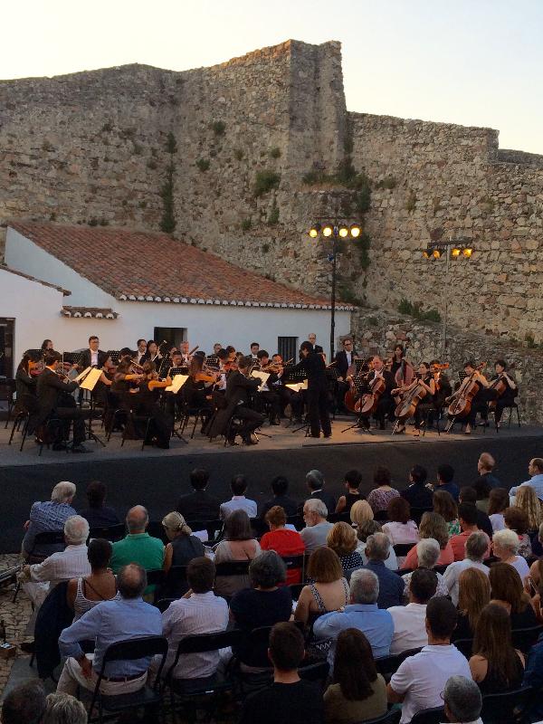 The Hong Kong Sinfonietta performs at the Marvão Castle on July 28 (Portugal time).