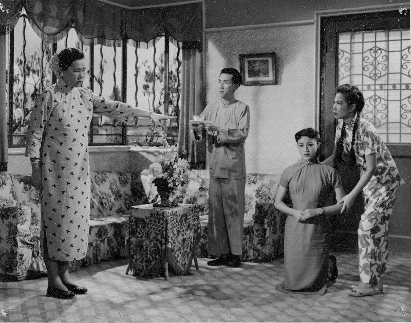 A film still of "The Reunion of a Bitter Couple" (1953).