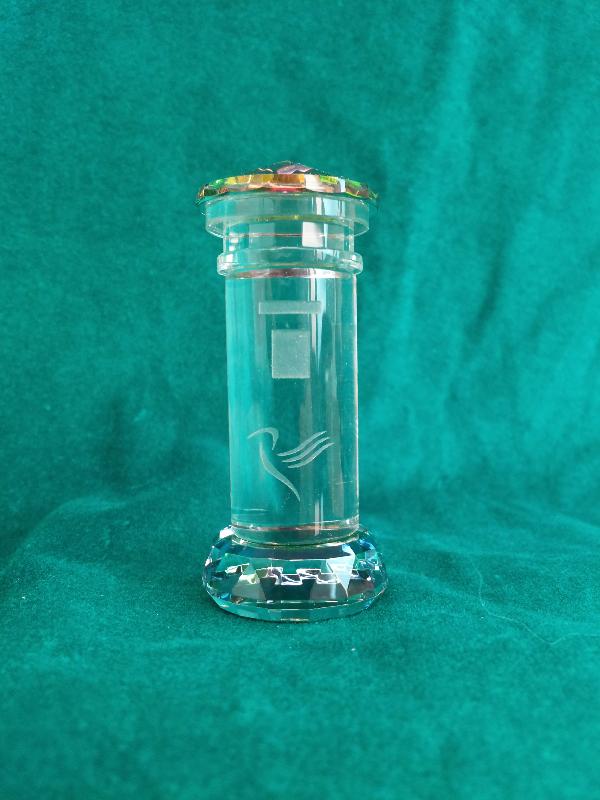 Mini Crystal Pillar Box.