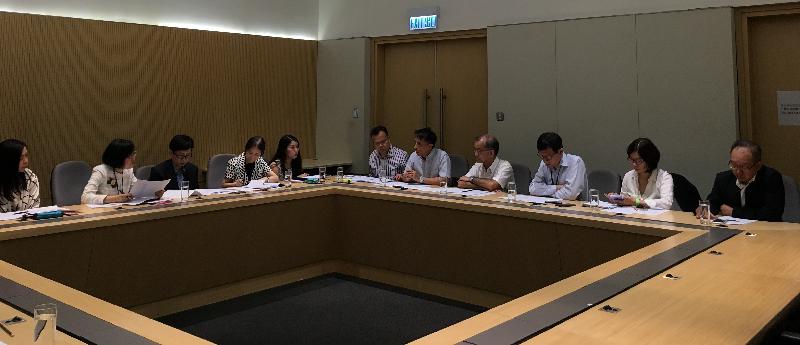 The Acting Secretary for Food and Health, Professor Sophia Chan (second left), today (August 26) chaired a meeting on the latest development and risk assessment of the first imported case of Zika Virus Infection with the Department of Health, the Food and Environmental Hygiene Department and the Hospital Authority. 
