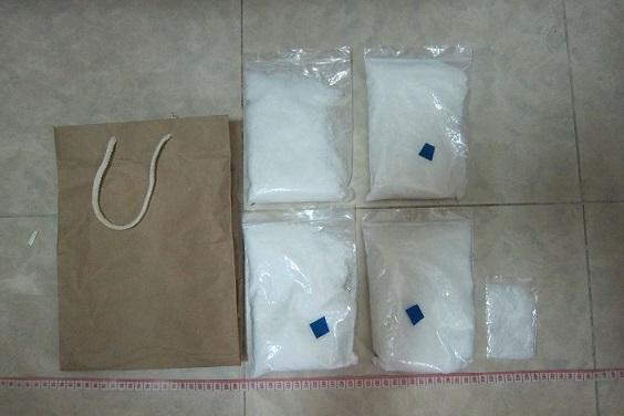 Hong Kong Customs seized suspected methamphetamine at Lok Ma Chau Control Point and Tin Shui Wai on September 23. Photo shows the seized suspected Methamphetamine at the arrested person’s residential premises in Tin Shui Wai.