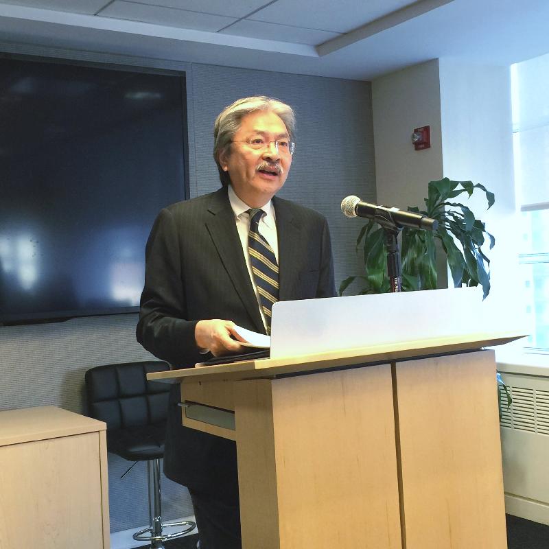 The Financial Secretary, Mr John C Tsang, speaks at the Manhattan Chamber of Commerce breakfast meeting in New York, the United States, today (October 11, New York time).



