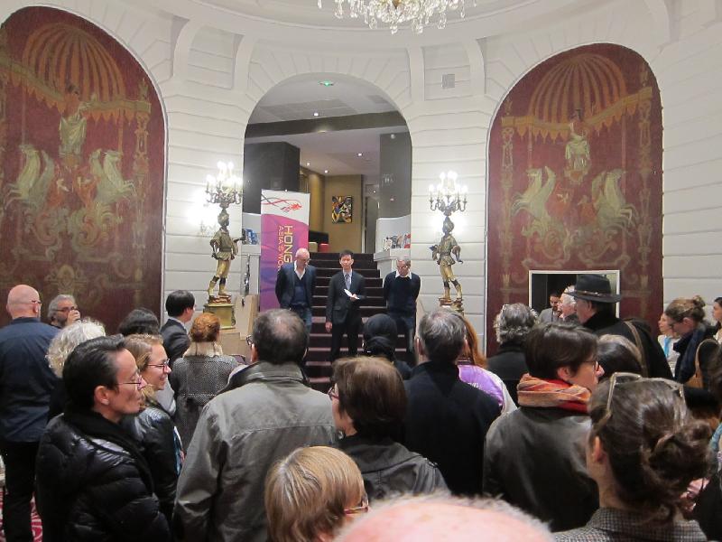 The Deputy Representative of the Hong Kong Economic and Trade Office in Brussels, Mr Sam Hui (middle) together with the President of the 3 Continents Festival, Mr Georges Cavalié (right) and the Artistic Director of the Festival, Mr Jérôme Baron (left) addressed the guests at the reception  in Nantes, France, on November 24.