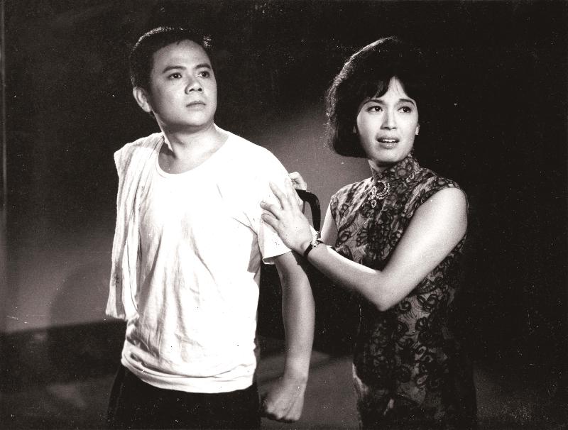 《手车夫之恋》（1965） 剧照。