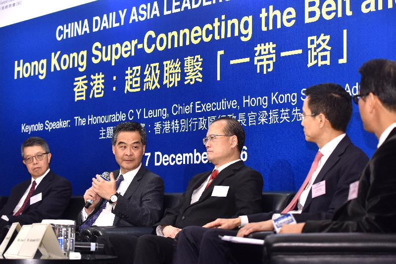 The Chief Executive, Mr C Y Leung, attended the China Daily Asia Leadership Roundtable Luncheon - Hong Kong Super-Connecting the Belt and Road today (December 7). Picture shows Mr Leung (second left) at the panel discussion.