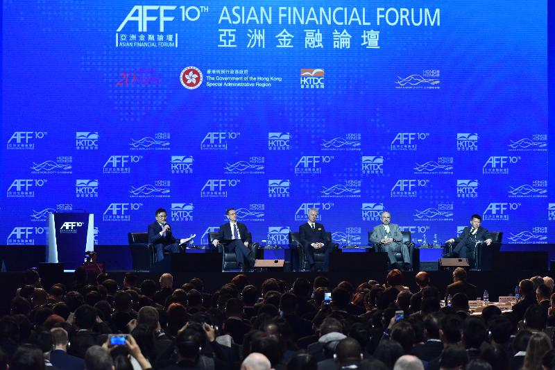 The Secretary for Financial Services and the Treasury, Professor K C Chan, attended the plenary session on "Asia: Driving Change, Innovation and Connectivity" at the 10th Asian Financial Forum at the Hong Kong Convention and Exhibition Centre this morning (January 16). Picture shows Professor Chan (first left) chairing the plenary session at the Forum and exchanging views with the Minister for National Economy of Hungary, Mr Mihály Varga (second left); the Economic Secretary to the Treasury of the United Kingdom, Mr Simon Kirby (third left); the Vice Minister of Economic Affairs and Finance of Iran and President of the Organization for Investment, Economic and Technical Assistance of Iran, Dr Mohammad Khazaee (fourth left); and the Vice Minister for Finance of Thailand, Mr Kiatchai Sophastienphong.