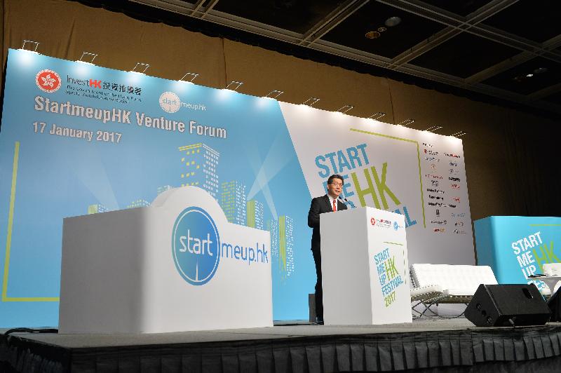 Invest Hong Kong's second StartmeupHK Festival was successfully held from January 16 to 20. Pictured is the Secretary for Commerce and Economic Development, Mr Gregory So, speaking at the StartmeupHK Venture Forum on January 17. 
