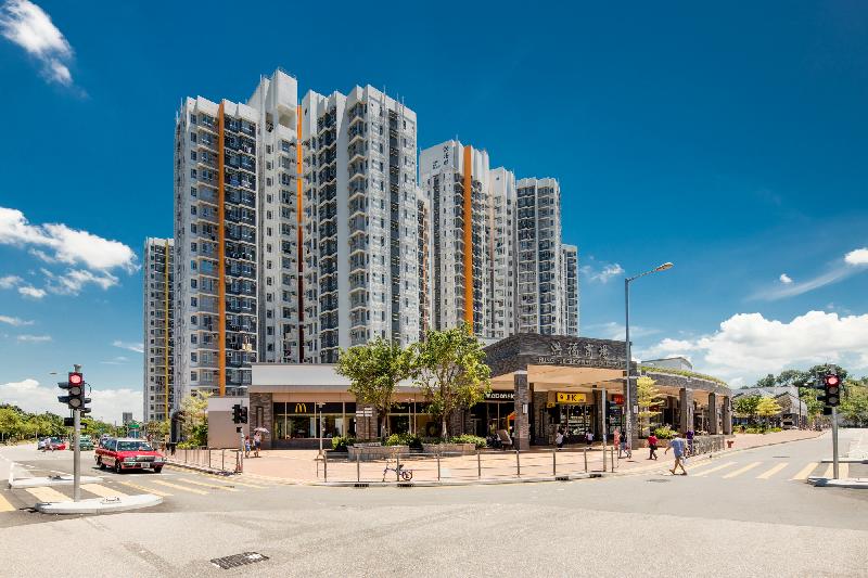 The Hong Kong Housing Authority (HA) has received the highest honour in the Green Building Leadership category under the Green Building Awards 2016. The HA's project Hung Fuk Estate Public Rental Housing Development at Hung Shui Kiu Area 13 also won the Grand Award in the New Buildings Category (Completed Projects - Residential Building) under the Green Building Awards 2016.