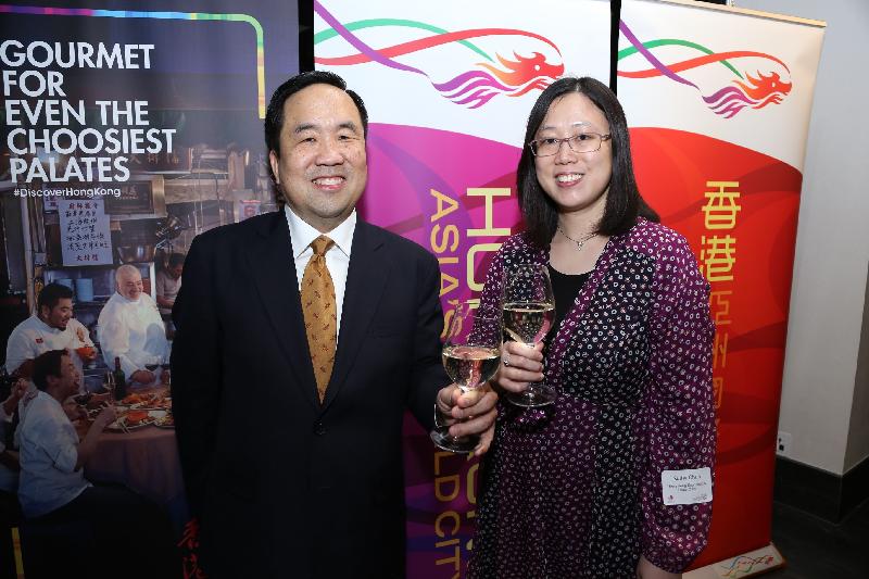 The Hong Kong Economic and Trade Office (Toronto) (Toronto ETO) and the Hong Kong Tourism Board (Canada) held  a Lunar New Year reception in Toronto today (February 16, Toronto time).  Photo shows the Director of the Toronto ETO, Miss Kathy Chan (right), and the Hong Kong Tourism Board Director for Canada, Central & South America, Mr Michael Lim (left), at the reception.