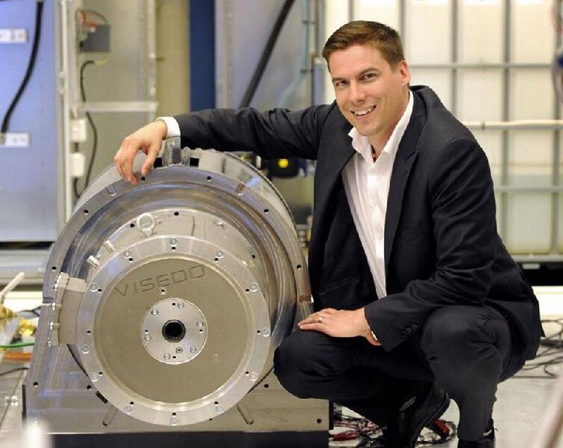 Finnish manufacturer of heavy duty electric powertrains Visedo today (April 19) opened a regional office in Hong Kong. Pictured is its CEO, Mr Kimmo Rauma, with one of the powertrains designed by the company. 