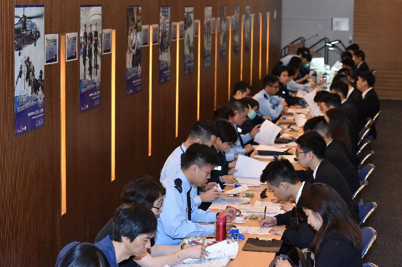 The Police Recruitment Day provides one-stop service to applicants, including initial screening and group interview.
