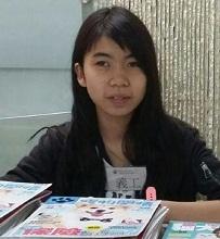 Pang Tsz-yau, aged 17, is about 1.53 metres tall, 33 kilograms in weight and of thin build. She has a round face with yellow complexion and long straight black hair. She was last seen wearing a white shirt, blue skirt and black leather shoes.