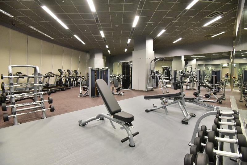 The new Yuen Long Sports Centre occupies the third and fourth floors of the Yuen Long Leisure and Cultural Building and has a total area of 7 600 square metres. Photo shows the fitness room on the third floor.