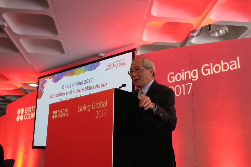 The Secretary for Education, Mr Eddie Ng Hak-kim, gives a speech to education leaders from around the world at one of the parallel sessions of Going Global 2017, an international education conference held by the British Council in London on May 24 (London time).


