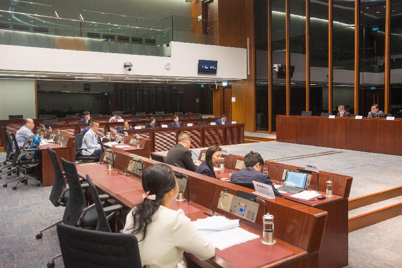Members of the Legislative Council (LegCo) and Tsuen Wan District Council exchange views on issues of public concern at the Legislative Council Complex today (May 26).