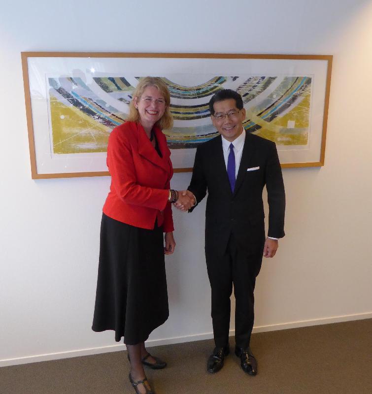 The Secretary for Commerce and Economic Development, Mr Gregory So (right), meets with the Mayor of The Hague, Ms Pauline Krikke, in The Hague, the Netherlands, today (June 6, The Hague time).
