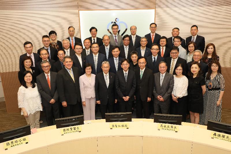 The Secretary for Food and Health, Dr Ko Wing-man (front row, centre), attended the Hospital Authority (HA) Administrative and Operational Meeting today (June 22) and joined a group photo with HA Board members and senior executives.
