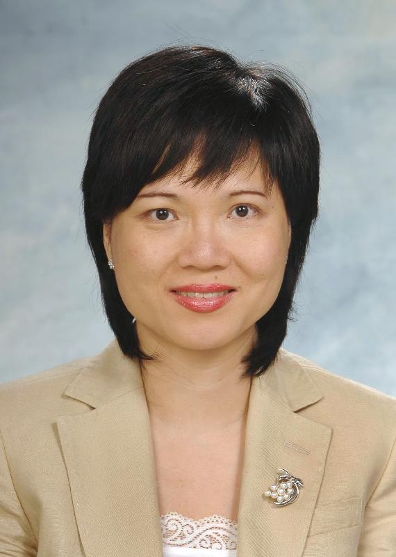 現任教育局常任秘書長黎陳芷娟將於二○一七年七月五日出任保安局常任秘書長。
