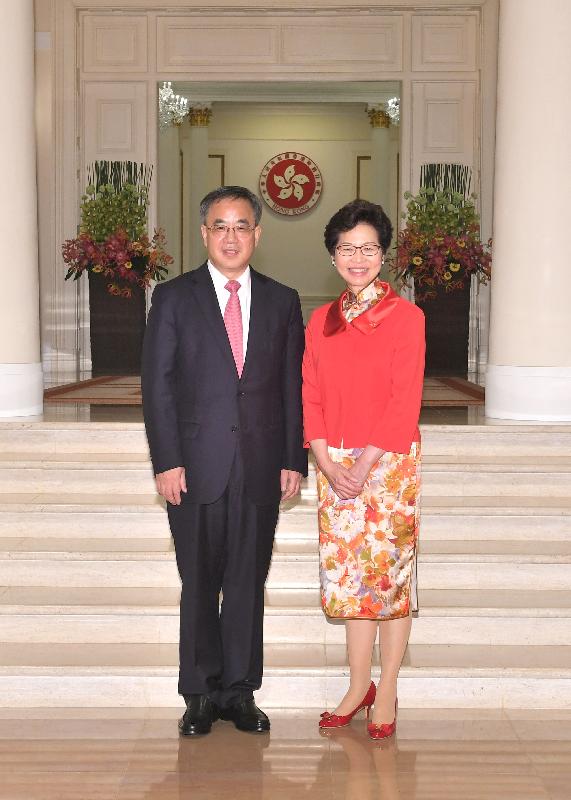 The Chief Executive, Mrs Carrie Lam met the Secretary of the CPC Guangdong Provincial Committee, Mr Hu Chunhua at Government House this evening (July 1). Photo shows Mrs Lam (right) and Mr Hu (left).