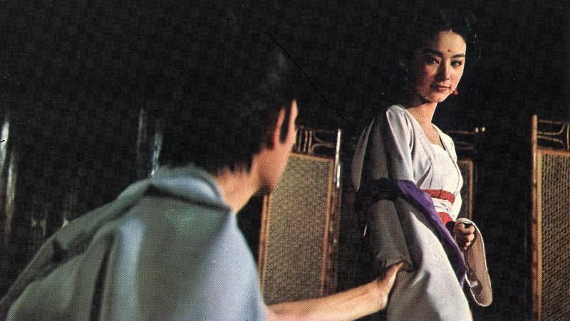 The Hong Kong Film Archive of the Leisure and Cultural Services Department will present "Enchanting Shadows" as part of its "Archival Gems" series from August 6 to March 4 next year, screening eight ghost movies. Photo shows a film still of "Ghost of the Mirror" (1974).