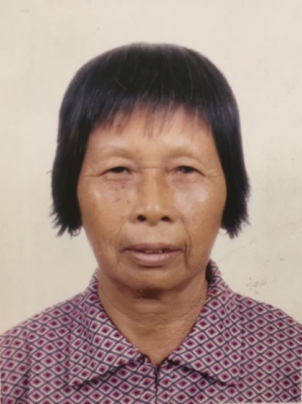 Li Youhong, aged 69, is about 1.55 metres tall, 50 kilograms in weight and of thin build. She has a round face with yellow complexion and short straight black hair. She was last seen wearing a pink short-sleeved shirt with checker pattern, black trousers, pink slippers and carrying a shoulder bag.