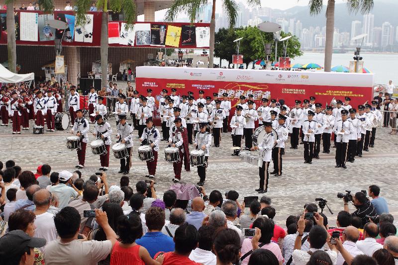 The "International Military Tattoo" Outdoor Carnival will be held at the Piazza of the Hong Kong Cultural Centre on July 15 and 16 (Saturday and Sunday) from 2.30pm to 5.30pm. Photo shows the carnival held in 2012.