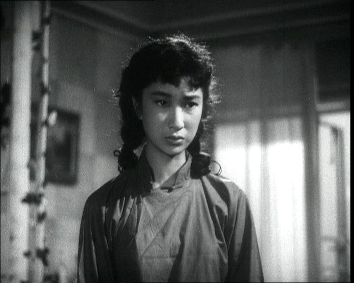 To commemorate Betty Loh Ti's 80th birth anniversary, the Hong Kong Film Archive of the Leisure and Cultural Services Department will present "Beauty in Myriad Shades: A Tribute to Betty Loh Ti on Her 80th Birth Anniversary" from August 25 to September 30, screening 21 of Loh's films. Picture shows a film still of "Sunrise" (1956).
