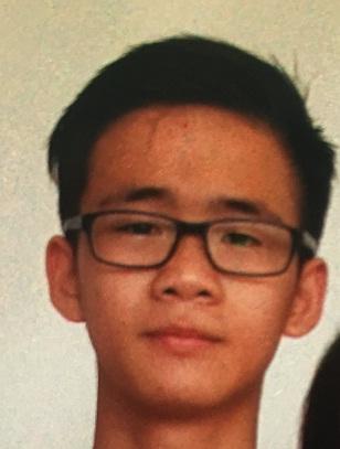 So Wai-him, aged 13, is about 1.68 metres tall, 49 kilograms in weight and of thin build. He has a long face with yellow complexion and short straight black hair. He was last seen wearing a grey short-sleeved T-shirt, black shorts, black and white colour sport shoes and carrying a pink bag.  