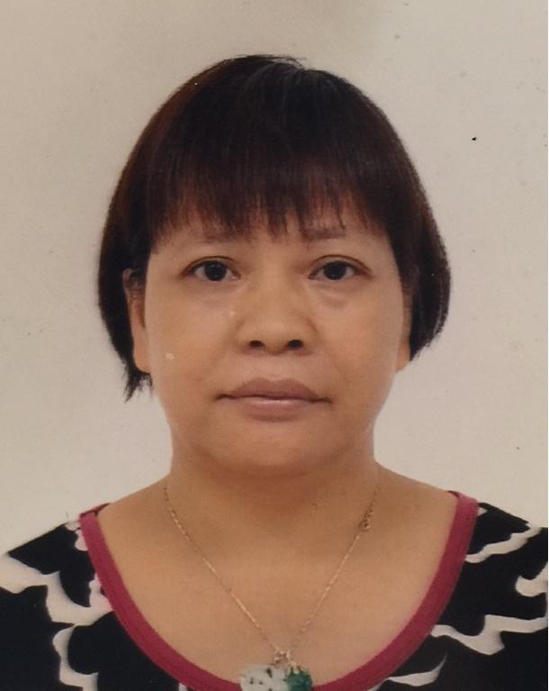 Chow Hang-fong, aged 51, is about 1.7 metres tall, 68 kilograms in weight and of fat build. She has a round face with yellow complexion and short straight black hair. She was last seen wearing a white spot, dark colour short-sleeved T-shirt, black trousers, black sports shoes and an army green rucksack.
