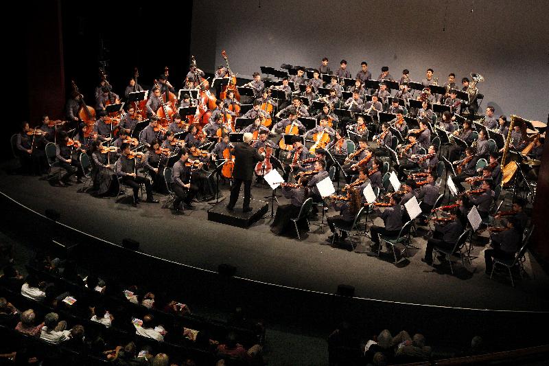 The Asian Youth Orchestra (AYO) performs at the Hammer Theatre Center in San Jose, California, tonight (August 4, San Jose time). The performance launched the AYO's 2017 North American and European Tour.

