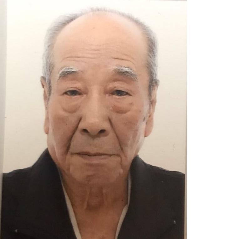He is about 1.6 metres tall, 50 kilograms in weight and of thin build. He has a square face with yellow complexion and short straight greyish-white hair. He was last seen wearing a beige shirt with checker pattern, dark-coloured trousers, grey sports shoes and a beige cap.
