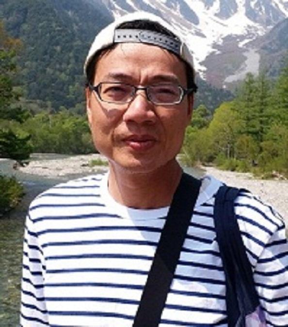 Missing man Chan Wing-wah, aged 53, is about 1.73 metres tall, 64 kilograms in weight and of thin build. He has a square face with yellow complexion and short straight black hair. He was last seen wearing a blue long-sleeved T-shirt, dark trousers, black hiking shoes, carrying a black rucksack and a black waist bag.