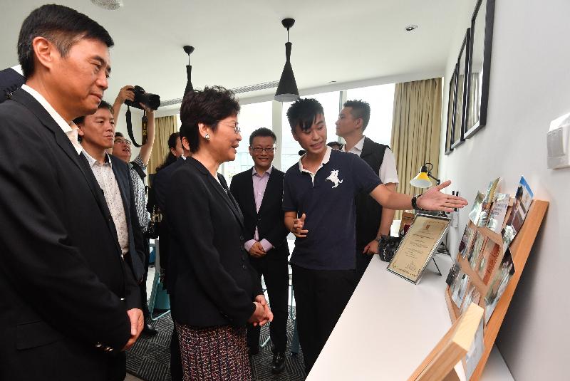 The Chief Executive, Mrs Carrie Lam, today (August 31) visited the Qianhai Shenzhen-Hong Kong Youth Innovation and Entrepreneur Hub in Shenzhen. Photo shows Mrs Lam (second left) touring a residence. 