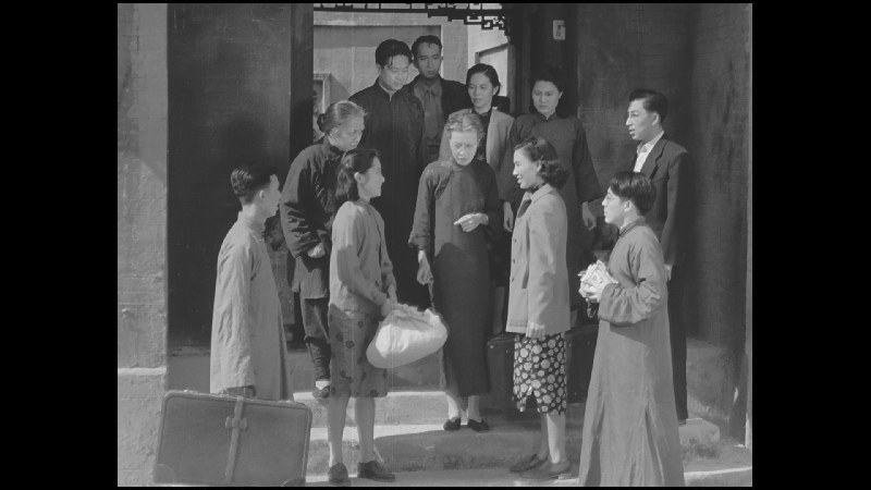 The Hong Kong Film Archive of the Leisure and Cultural Services Department will present "From Small Town to the Big Screen: A Retrospective on Wei Wei" in October by screening seven films from different phases of Wei Wei's career. Picture shows a film still of "The Great Reunion" (1948).