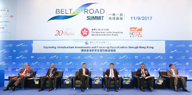 The Group Chairman of the Fung Group and Advisor of the Infrastructure Financing Facilitation Office (IFFO), Dr Victor Fung (first left), today (September 11) leads a panel discussion at the Belt and Road Summit. Other panel members are (from second left) the Chief Investment Officer of the International Finance Corporation, Mr Ram Mahidhara; the General Manager of China Hua Neng Group Hong Kong Limited, Mr Chen Xi; the Managing Director and Regional Head of Global Banking, Corporate and Institutional Banking, Greater China and North Asia, Standard Chartered Bank, Mr Darcy Lai; the Senior Economist of the Economics and Strategic Planning Department of Bank of China (Hong Kong), Dr Wang Chunxin; and the Executive Director (External) of the Hong Kong Monetary Authority and Deputy Director of the IFFO, Mr Vincent Lee.