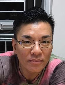 Missing man Wong Ting-sun, Kelvin, aged 47, is about 1.7 metres tall, 73 kilograms in weight and of medium build. He has a round face with yellow complexion and short straight black hair. He was last seen wearing a yellow shirt, dark-coloured shorts, dark-coloured shoes and carrying some luggage.  

