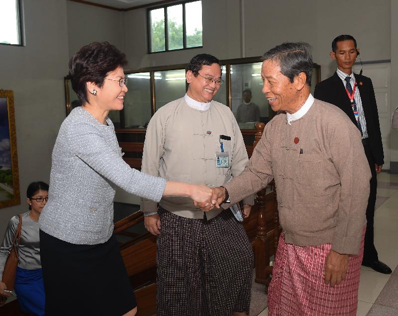 The Chief Executive, Mrs Carrie Lam, began her visit to Myanmar today (September 15). Photo shows Mrs Lam (left) meeting with the Union Minister for Planning and Finance, U Kyaw Win (right), in the capital city of Naypyidaw this afternoon.
