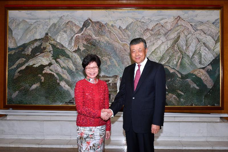 The Chief Executive, Mrs Carrie Lam (left), calls on the Ambassador of the People's Republic of China to the United Kingdom, Mr Liu Xiaoming, in London, the United Kingdom today (September 21, London time).