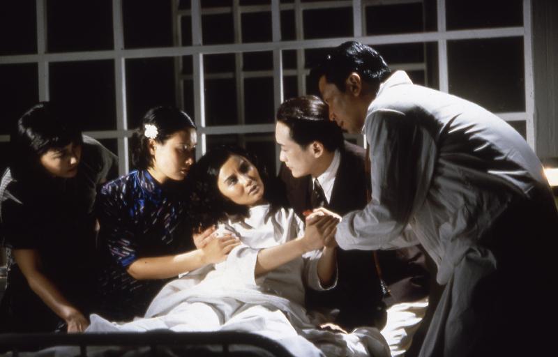 為響應「世界視聽遺產日」，康樂及文化事務署香港電影資料館推出特備節目，於十月二十七日（星期五）晚上七時在資料館電影院選映《阮玲玉》（1992）。圖示《阮玲玉》劇照。