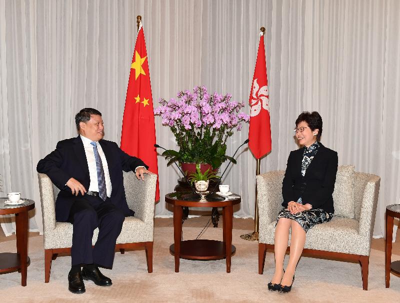 The Chief Executive, Mrs Carrie Lam (right), met the Deputy Secretary of the CPC Zhejiang Provincial Committee and Secretary of the CPC Ningbo Municipal Committee, Mr Tang Yijun (left), at the Chief Executive's Office this morning (September 27).