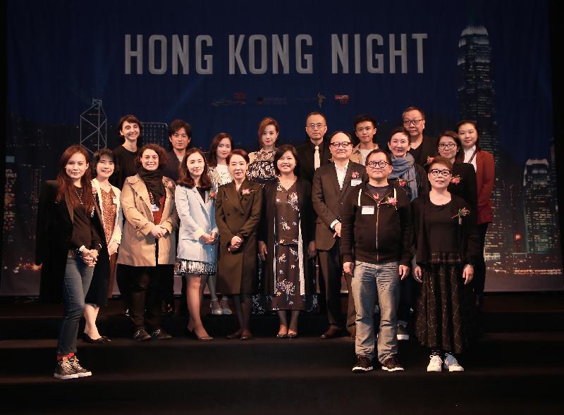 The Hong Kong Economic and Trade Office (Tokyo) hosted a Hong Kong Night reception in Busan, Korea, tonight (October 15). Photo shows the Principal Hong Kong Economic and Trade Representative (Tokyo), Ms Shirley Yung (second row, fourth right); the Executive Director of the Hong Kong International Film Festival Society, Mr Roger Garcia (second row, third right); and the Co-Director of the Busan International Film Festival, Ms Kang Soo-youn (second row, fifth right) at the reception with Hong Kong film talents participating in the Busan International Film Festival and other guests.