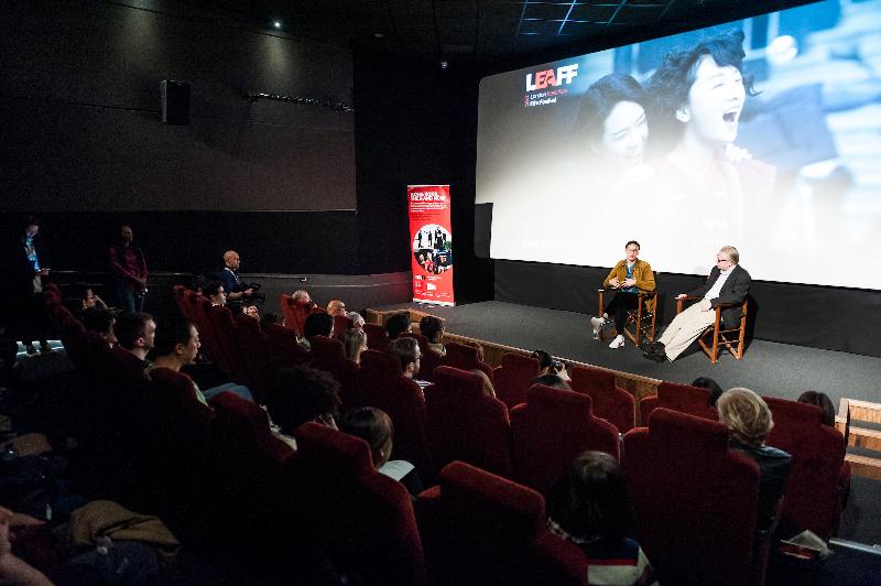倫敦東亞電影節2017於十月二十一日（倫敦時間）於倫敦選映《七月與安生》，導演曾國祥（左）在放映會後與觀眾交流。香港駐倫敦經濟貿易辦事處為該電影節的支持機構。