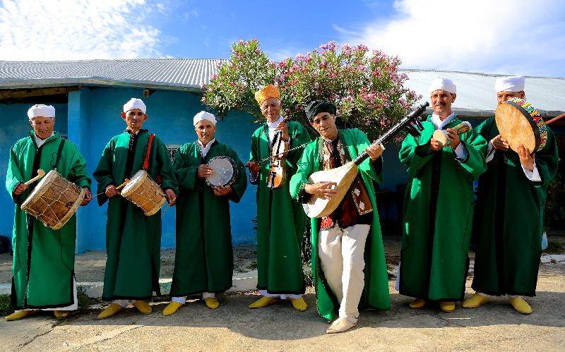 The internationally acclaimed Master Musicians of Jajouka led by Bachir Attar will perform intoxicating Sufi ritual music in a concert to be held this Saturday (November 11). The group will perform with instruments such as the ghaita (double reed horn), lira (bamboo flute), djarbouga (Arabic ceramic drum), gimbri (four-stringed lute), bendir (hand drum), kamanja (violin) and tebel (double-skinned drum). 